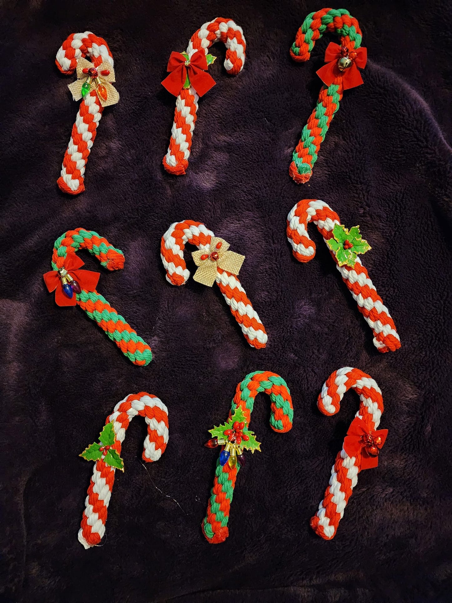 11/28/2025 - Macramé Ornaments Workshop at 1PM