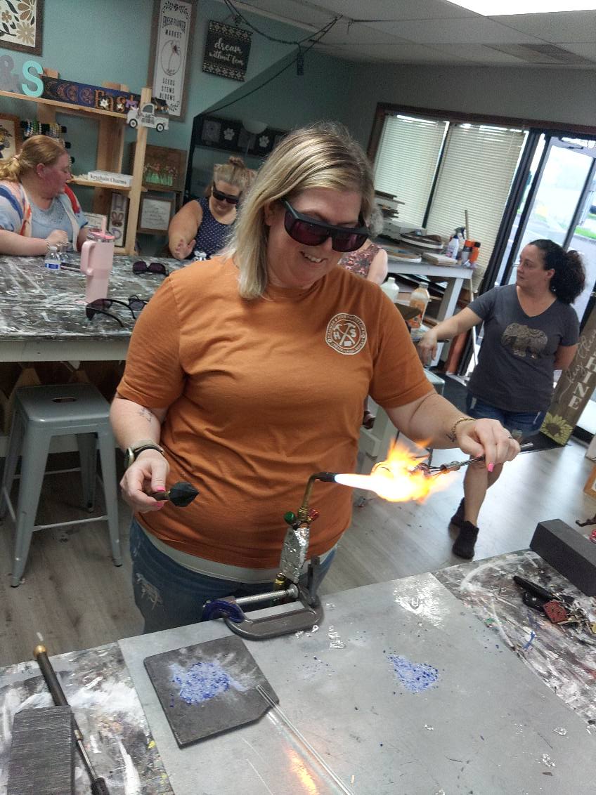 11/25/26 Wednesday (6PM) Pro Level Glass Blowing Experience