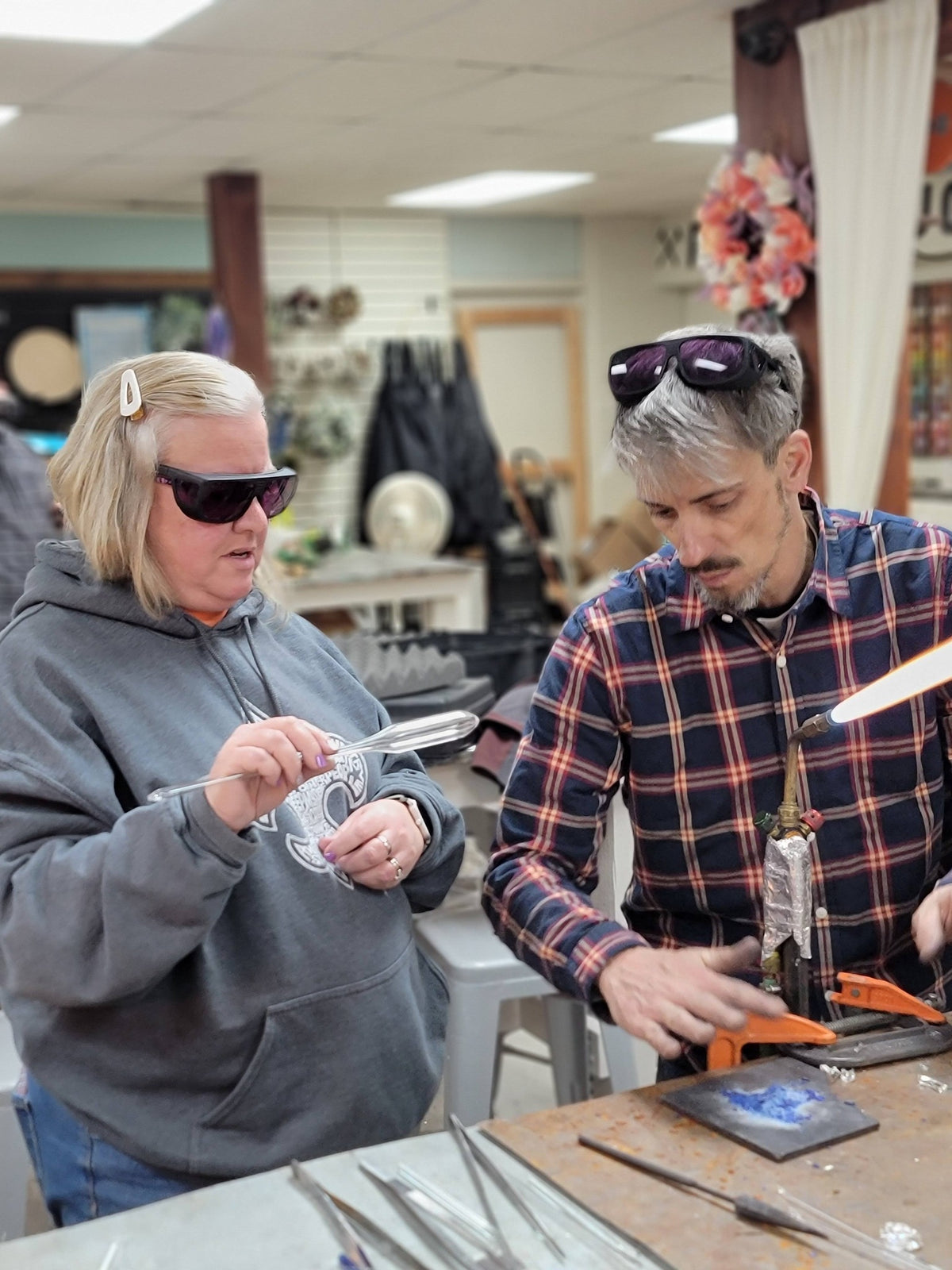 11/25/26 Wednesday (6PM) Pro Level Glass Blowing Experience
