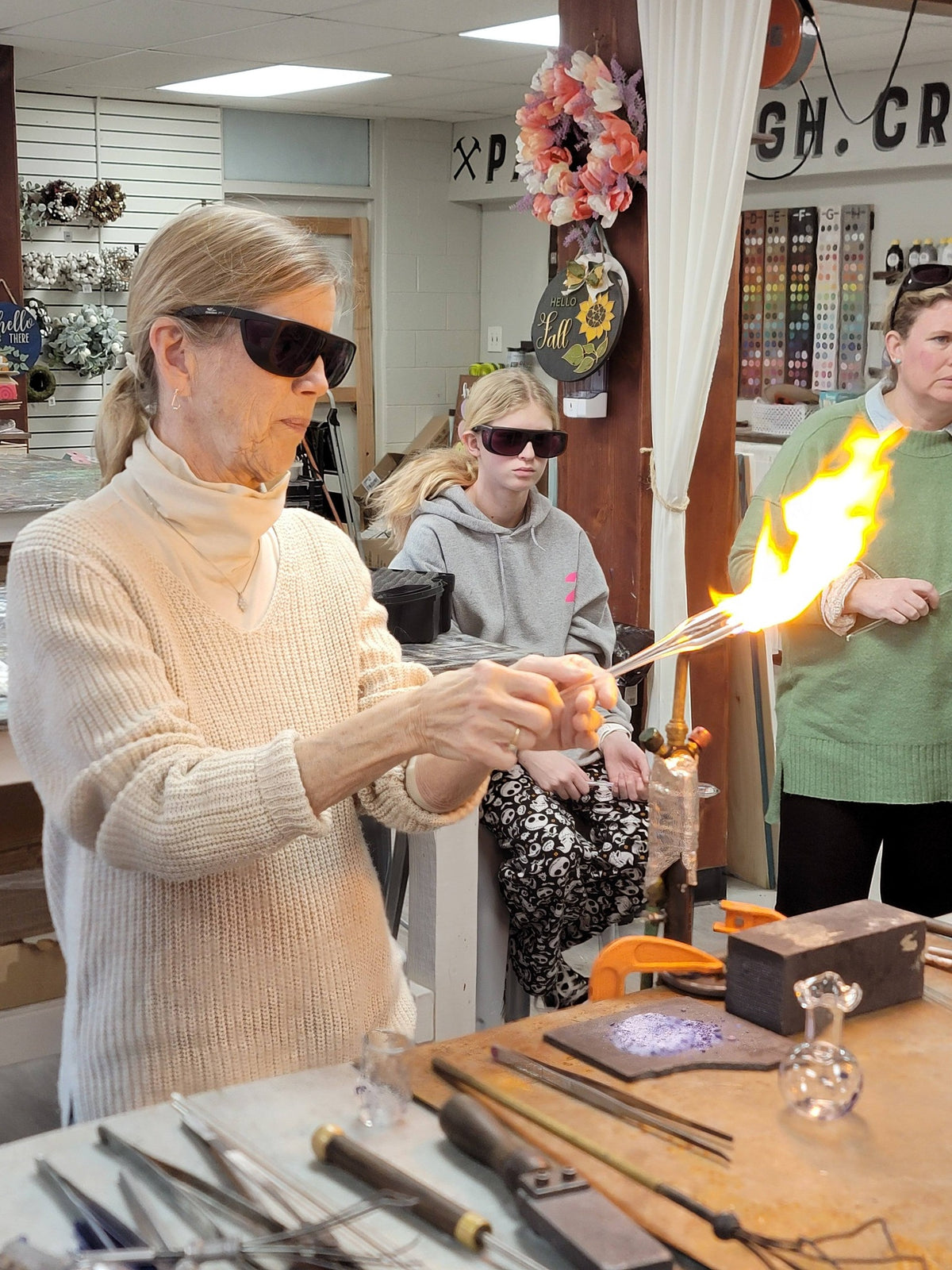 11/25/26 Wednesday (6PM) Pro Level Glass Blowing Experience