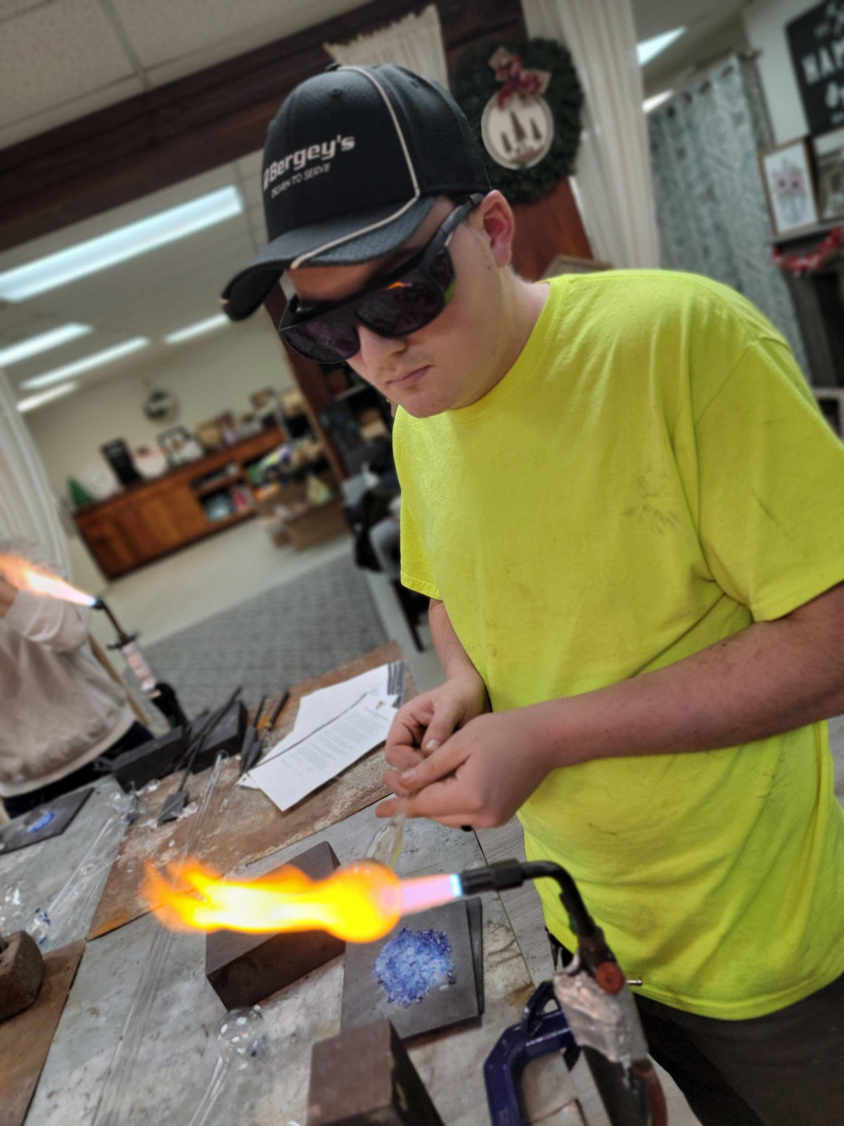 11/25/26 Wednesday (6PM) Pro Level Glass Blowing Experience