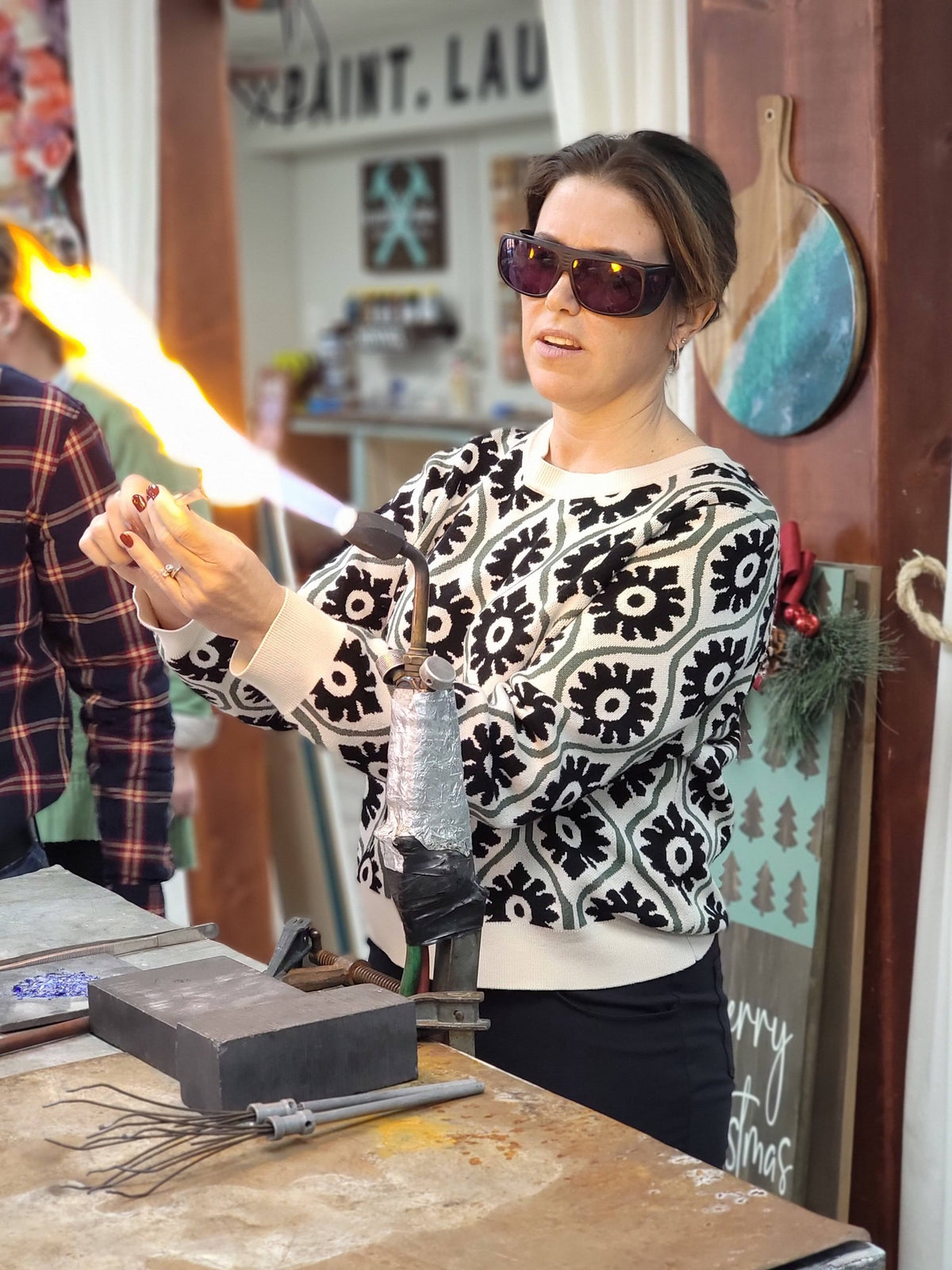 11/25/26 Wednesday (6PM) Pro Level Glass Blowing Experience