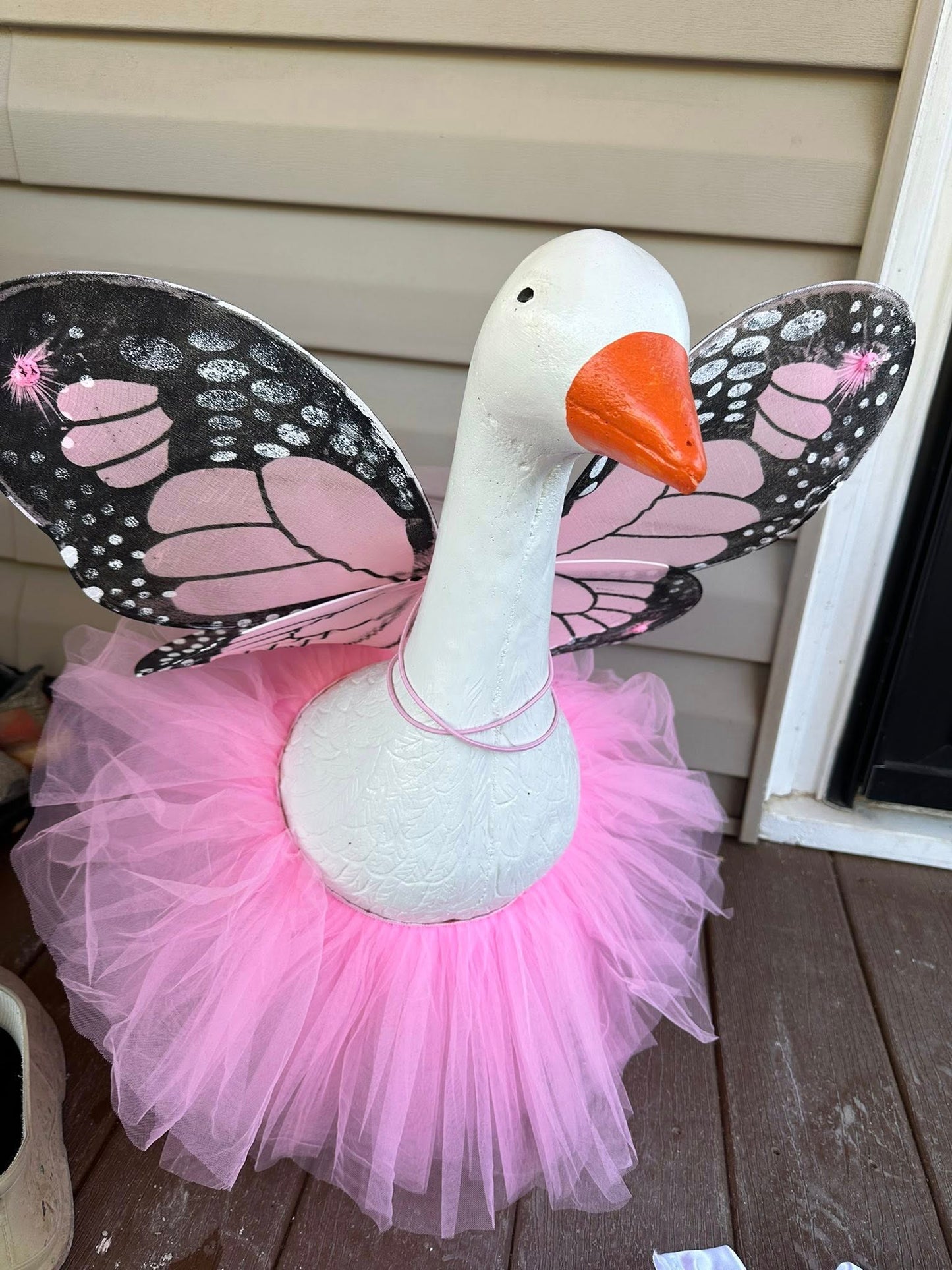 07/18/2026 (Saturday) - Porch Pelican or Goose: Paint, Style & Bingo 6PM