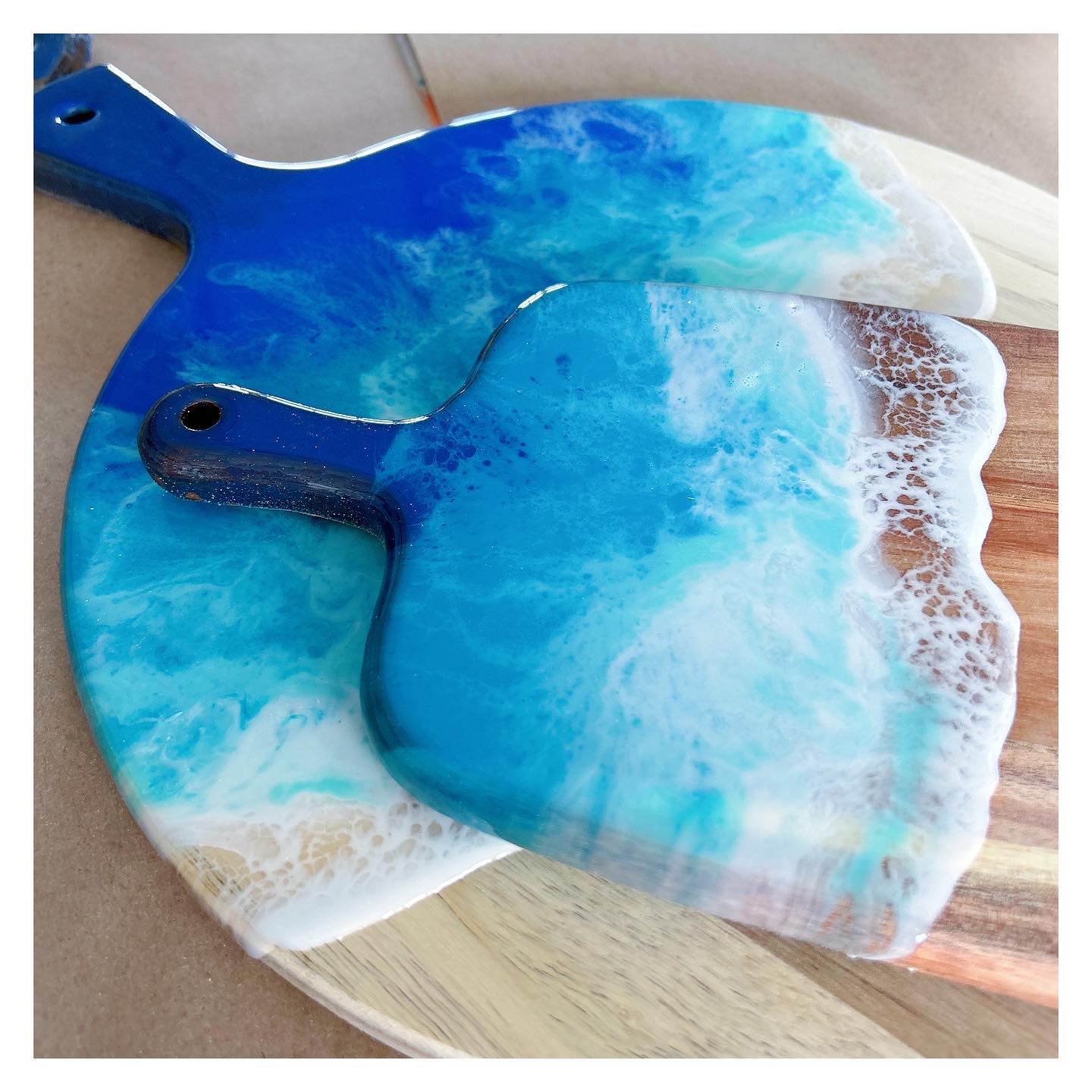 01/23/2026 - Intro to Resin - Resin Waves - Serving Trays at 6PM